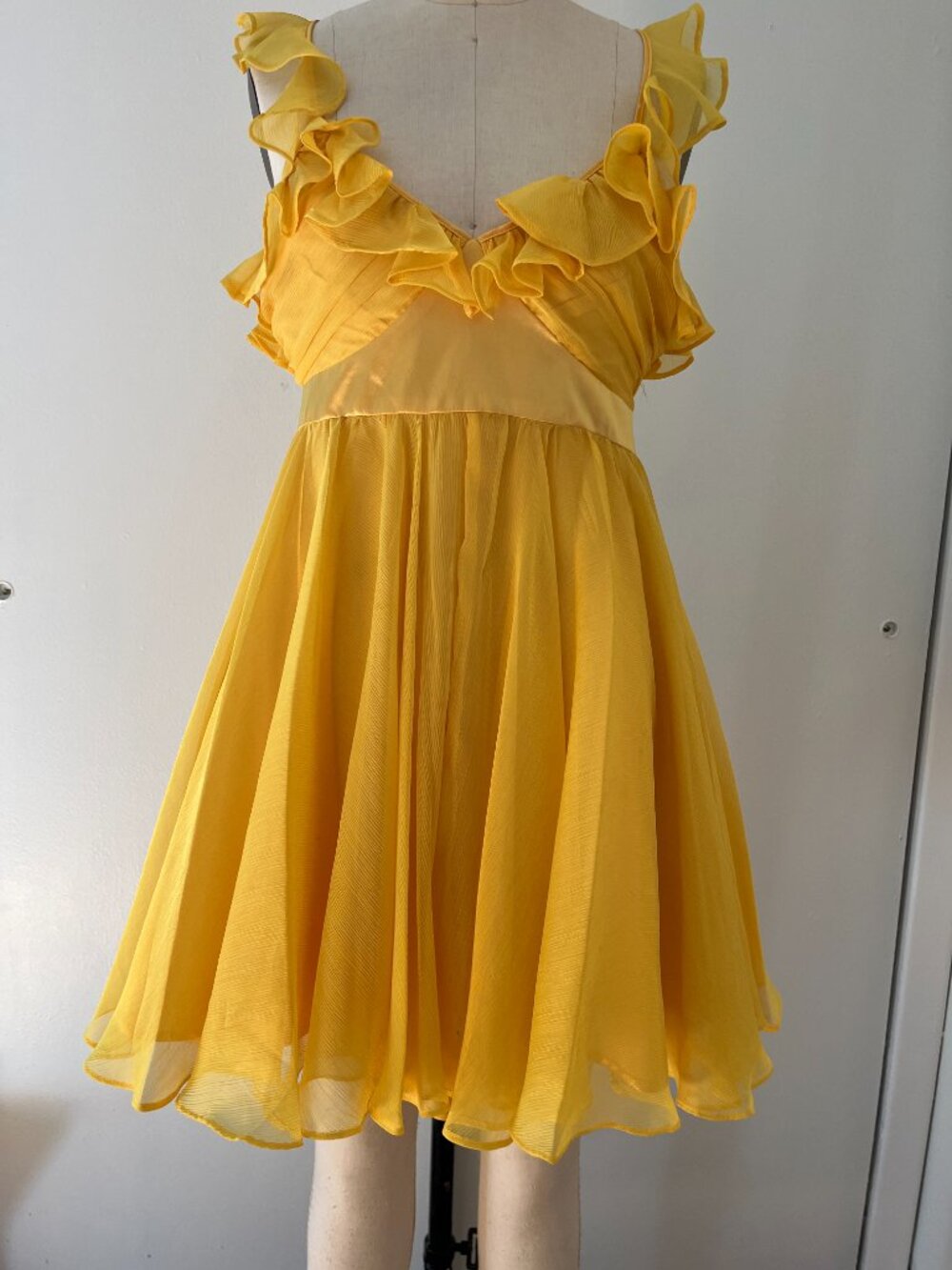 WALTER yellow ruffled PARTY DANCE DRESS size M